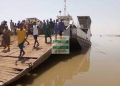 Dambai: Passengers reject ferry fare increment, threaten to protest on Monday