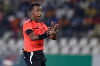 Somali referee is dropped from World Cup after turned back at US border